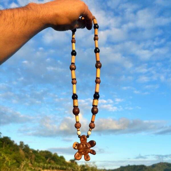 Collar: Sol Hayuya
